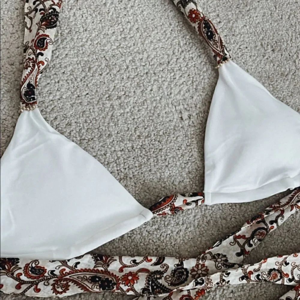 White wrap bikini top - Picture 4 of 4